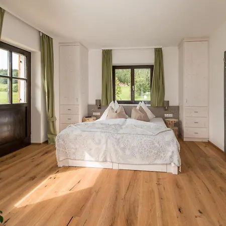 Naturchalet Hoeflehner - Heimgefuehl & Ruhelage An Loipe & Wanderweg Ramsau am Dachstein