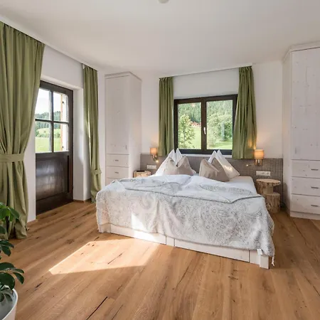 Apartment Naturchalet Hoeflehner - Charming Hideaway & Summercard *